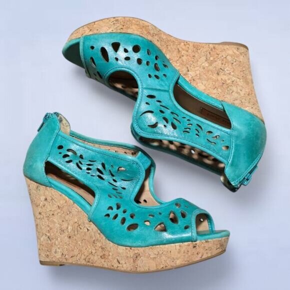 Miz Mooz Women's Kayla Wedge Pump‎ - Size 8.5 - Picture 5 of 8